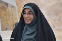 تلاش دکتر سکینه الماسی برای رساندن سن قانونی ازدواج به ۱۸ سال در مجلس شورای اسلامی